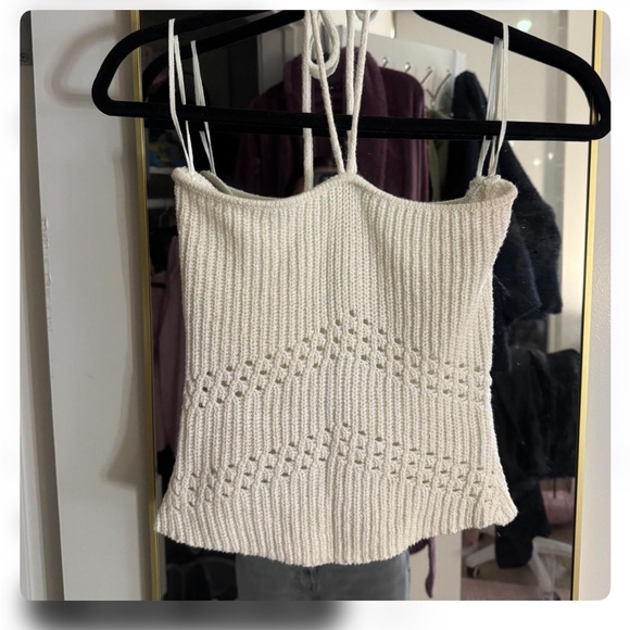 Zara Cream Halter Crop Top - Picture 2 of 3